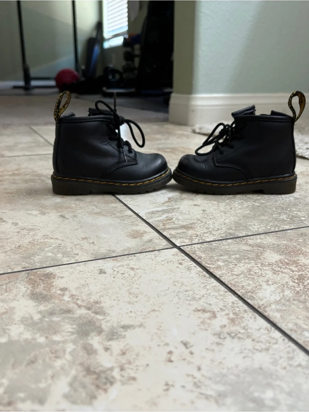 Dr. Martens classic dr